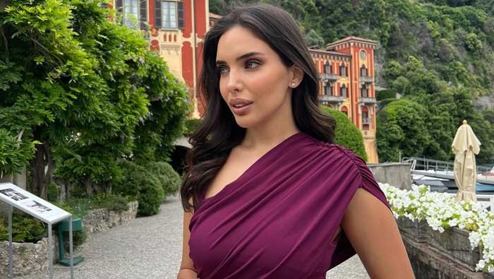 What does İlkay Gündoğan's wife do?