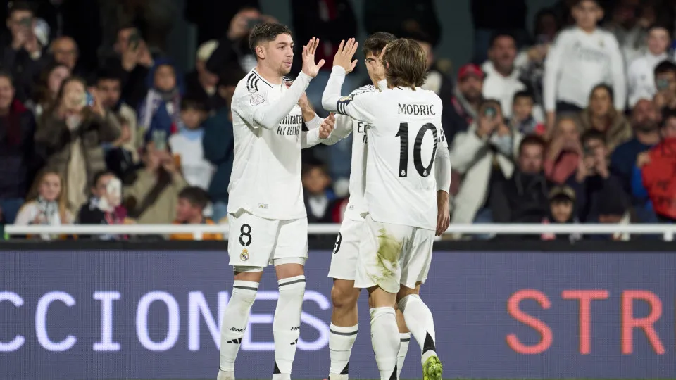 Real Madrid 'runs over' Deportiva Minera and moves ahead in the Copa del Rey