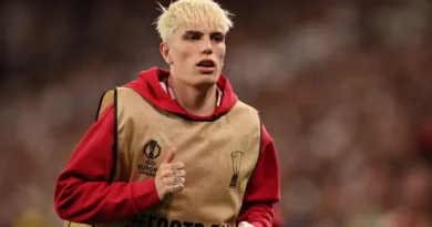 Chelsea overtakes Barcelona to become favorites to sign Manchester United's Garnacho