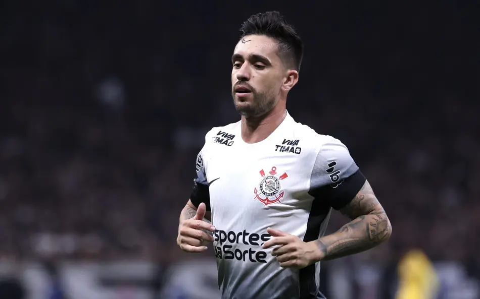Igor Coronado Joins Sharjah