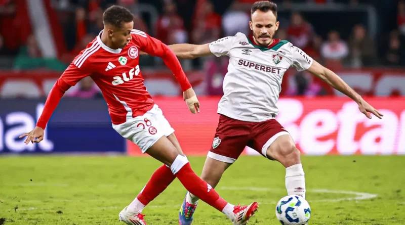 Vitinho to Remain at Internacional Until