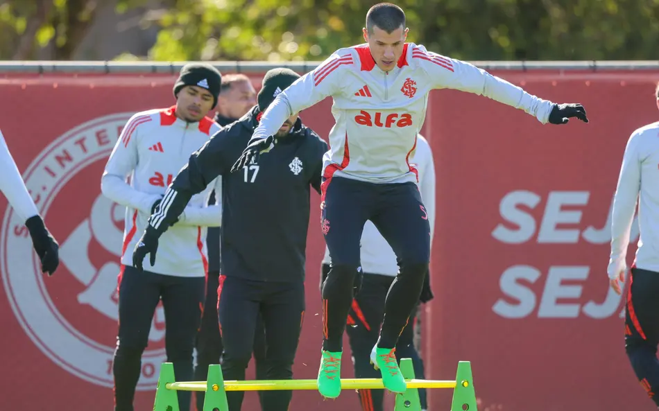 Internacional Exhausts Foreign Player Quota for Brasileirão