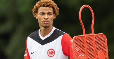 Liverpool Submit €90 Million Bid for Hugo Ekitiké After Stellar Bundesliga Season