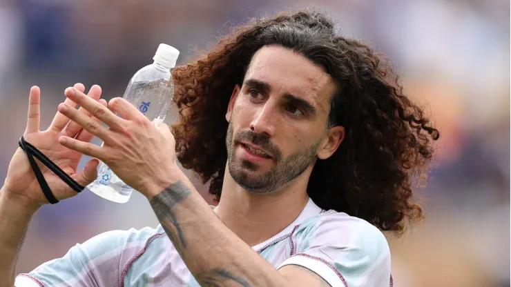Chelsea's Cucurella denies PSG's favoritism and becomes the butt of jokes after statement about the final