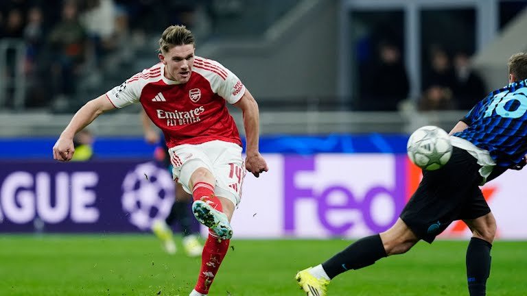 Viktor Gyökeres, assisted once again by the tireless Bukayo Saka, slotted home the third goal to make it 3-1