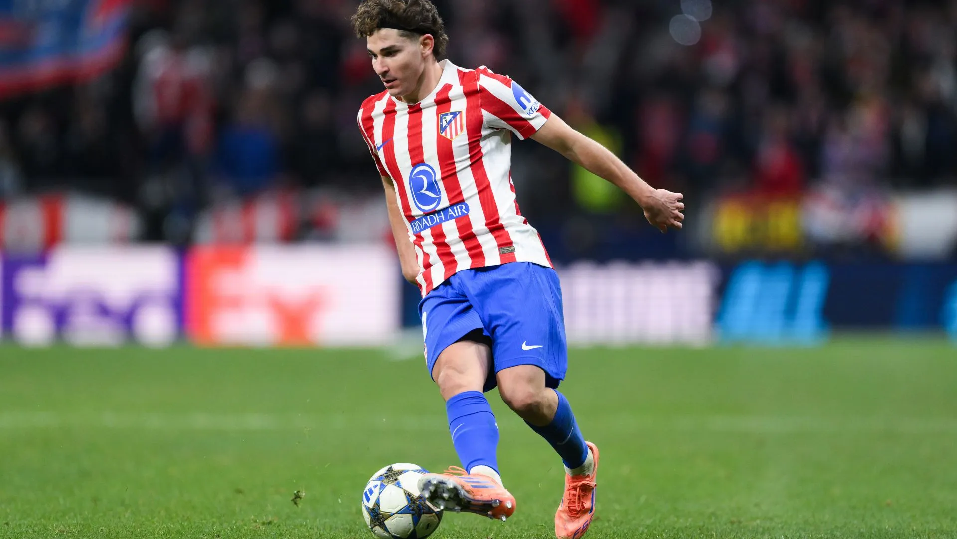 Arsenal prepare €100m+ "blockbuster" move for Julián Álvarez as Andrea Berta leverages Atlético connections