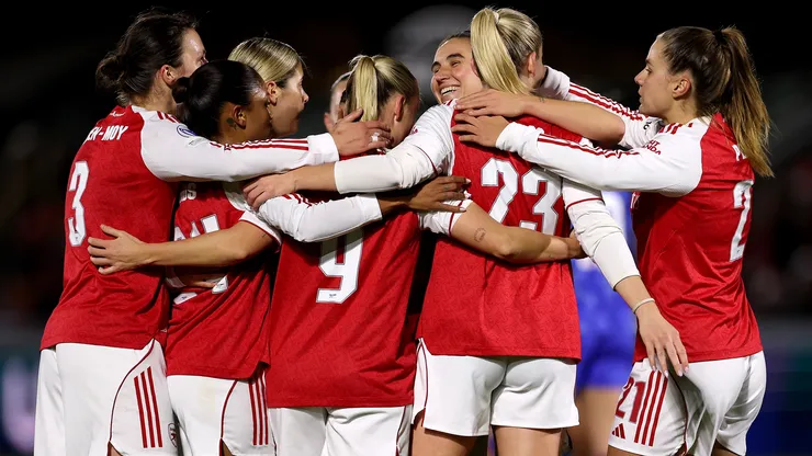 Off-Field Dominance: How Arsenal and Chelsea are Breaking Revenue Records in the WSL
