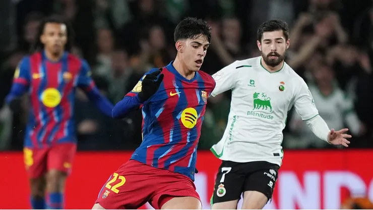 No to Ajax: Hansi Flick Blocks Marc Bernal Loan as Barcelona Bet on Teenager’s Second-Half Surge