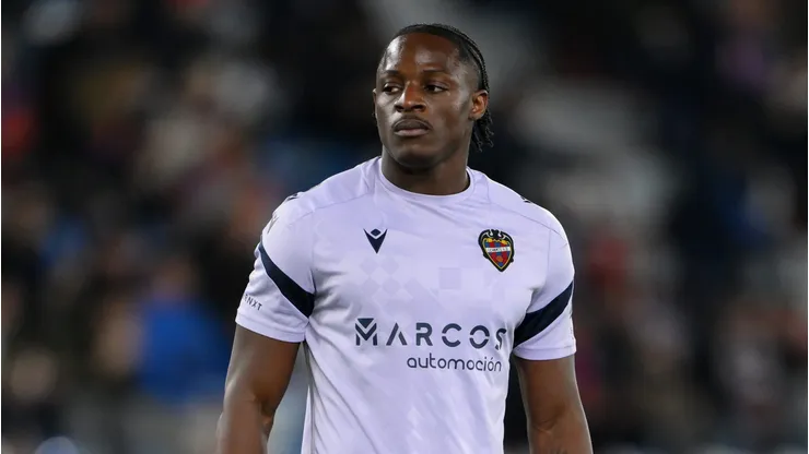 Arsenal and Man Utd Join Race for Barcelona Target Karl Etta Eyong as Levante Brace for Bids