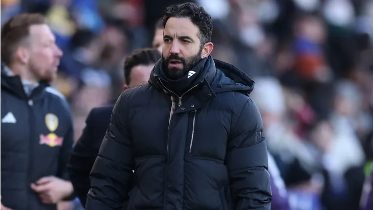 Tactical Tug-of-War: Why De Zerbi and Tuchel are Top Priorities to Lead Manchester United's New Project