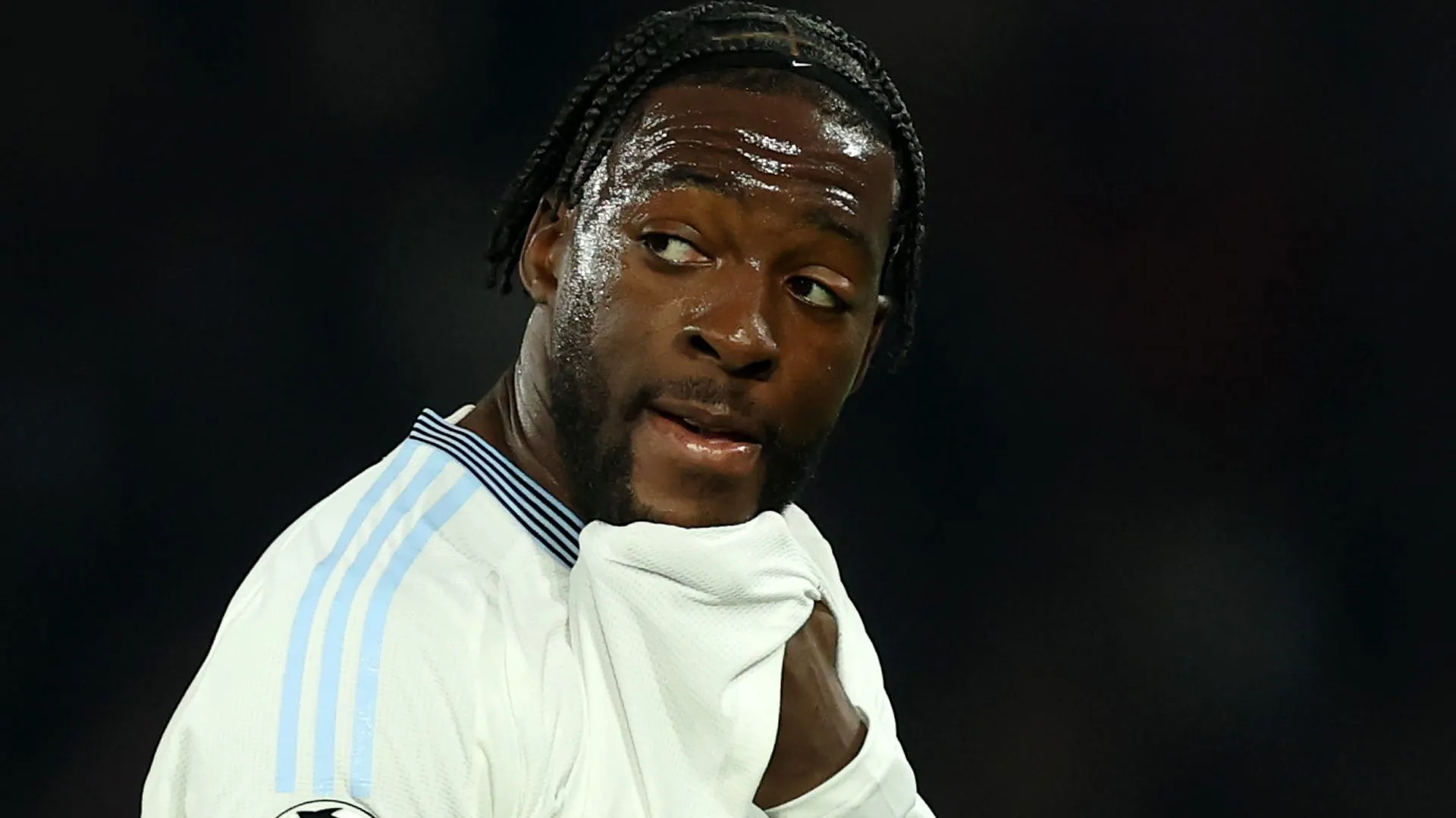 West Ham Close in on Axel Disasi Loan as Chelsea Finalize "Bomb Squad" Exit