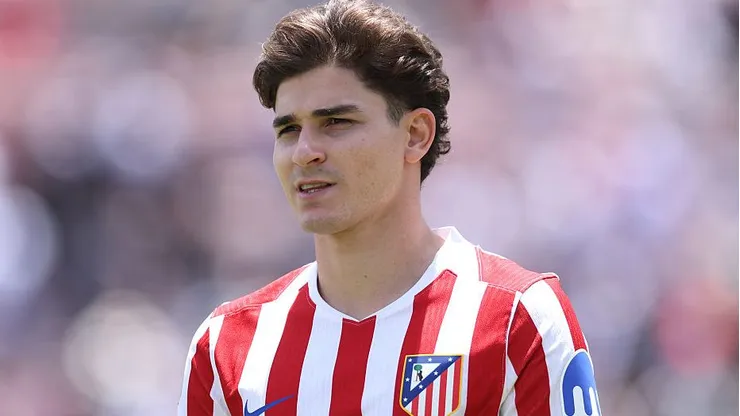 Hansi Flick’s Bold Move: Barça Willing to Sacrifice Gavi to Secure Julián Álvarez Signing
