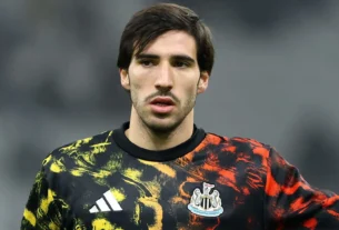 Transfer Battle: Man City Rival Chelsea for Newcastle Star Sandro Tonali Amid FFP Pressure