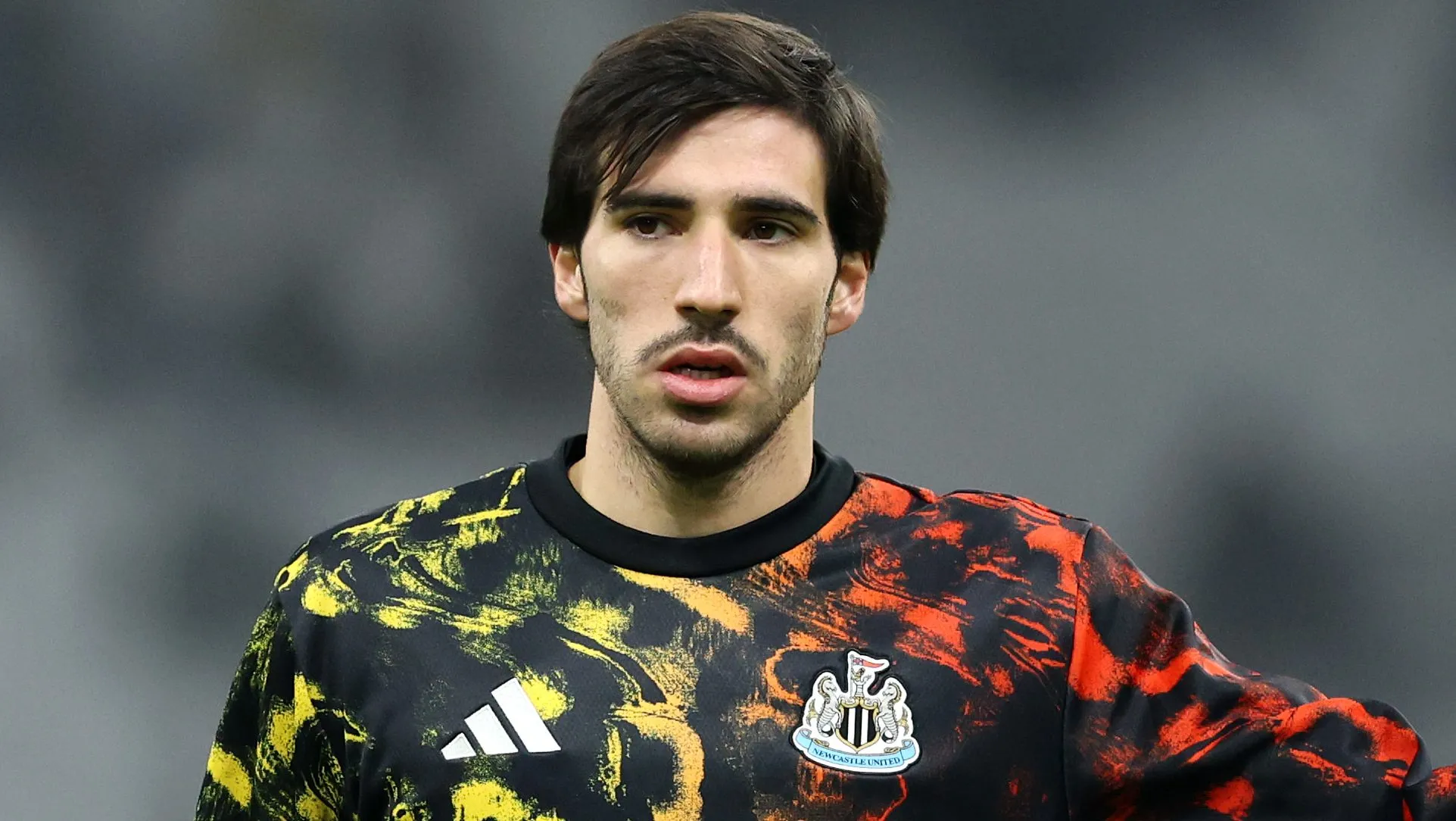 Transfer Battle: Man City Rival Chelsea for Newcastle Star Sandro Tonali Amid FFP Pressure