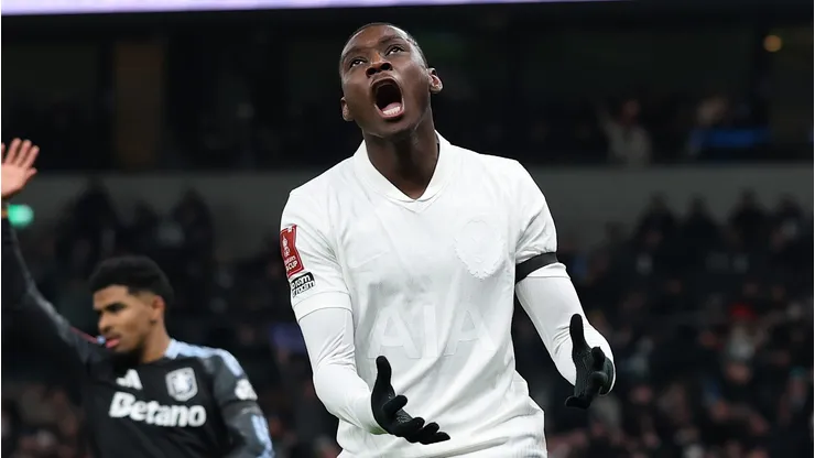 Randal Kolo Muani during a Tottenham match