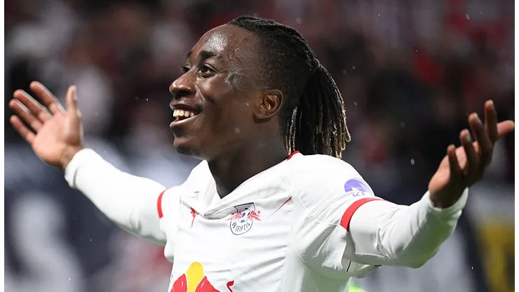Yan Diomande, from RB Leipzig, has already made it clear that he wants to play for Liverpool. The club will have to pay R$751 million (Photo: Stuart Franklin/Getty Images)