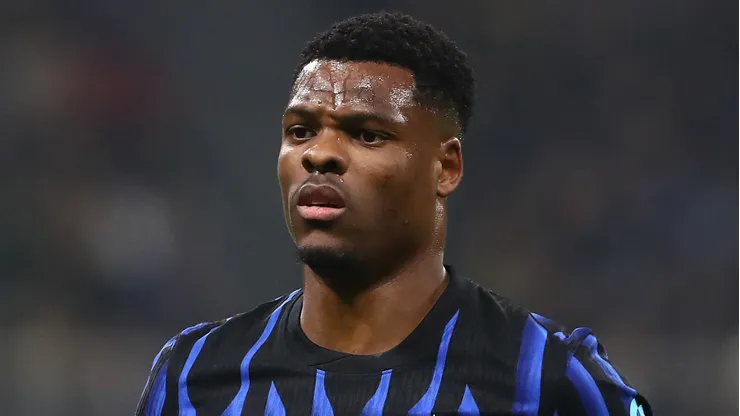 Liverpool Open Talks for Denzel Dumfries as Frimpong Injury Crisis Deepens