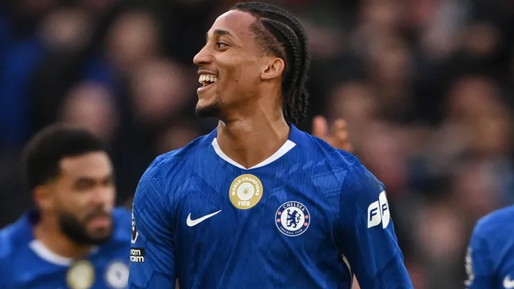 João Pedro on the field for Chelsea.