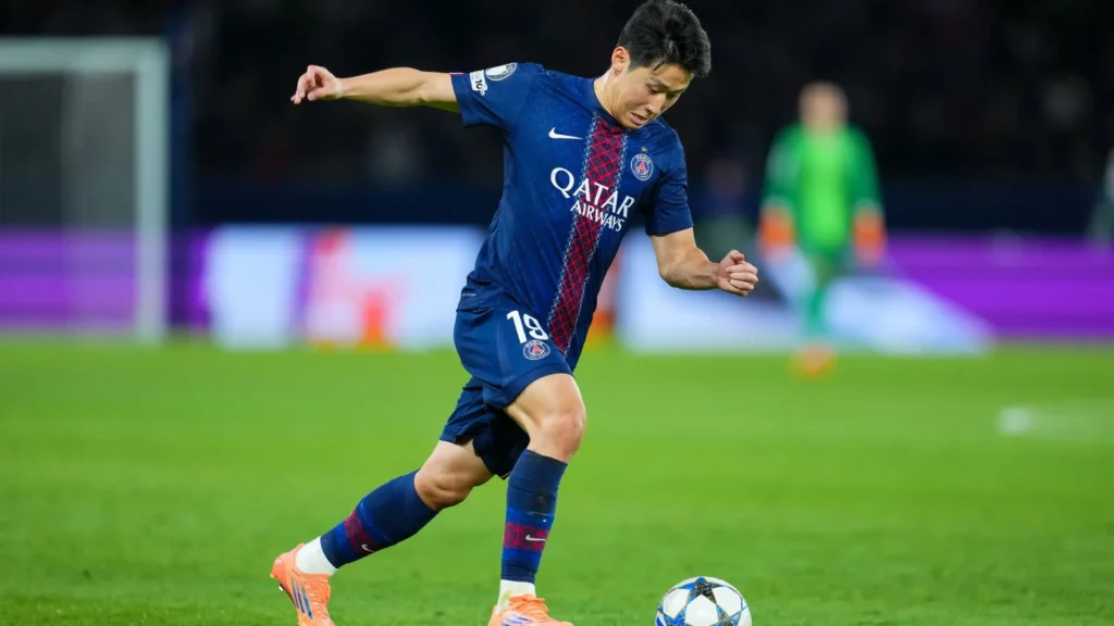 Lee Kang-in during a PSG match