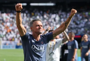Manchester United Rule Out Luis Enrique: The Hunt for "Premier League Experience" Begins