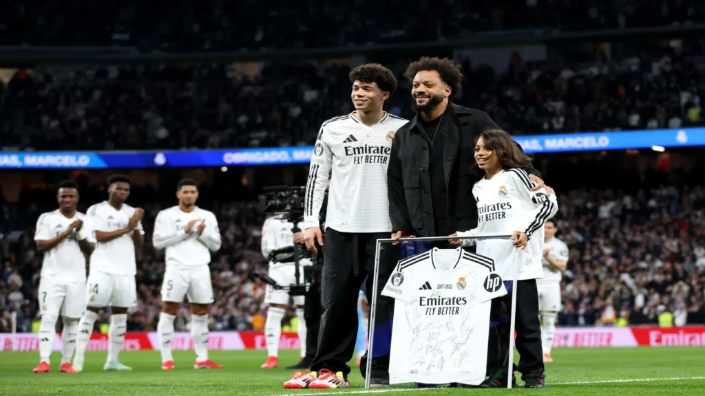 Marcelo and his sons at a Real Madrid tribute 