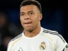 Mbappé Injury Scare: Real Madrid Star a Major Doubt for Benfica Clash with "Delicate" Knee Issue