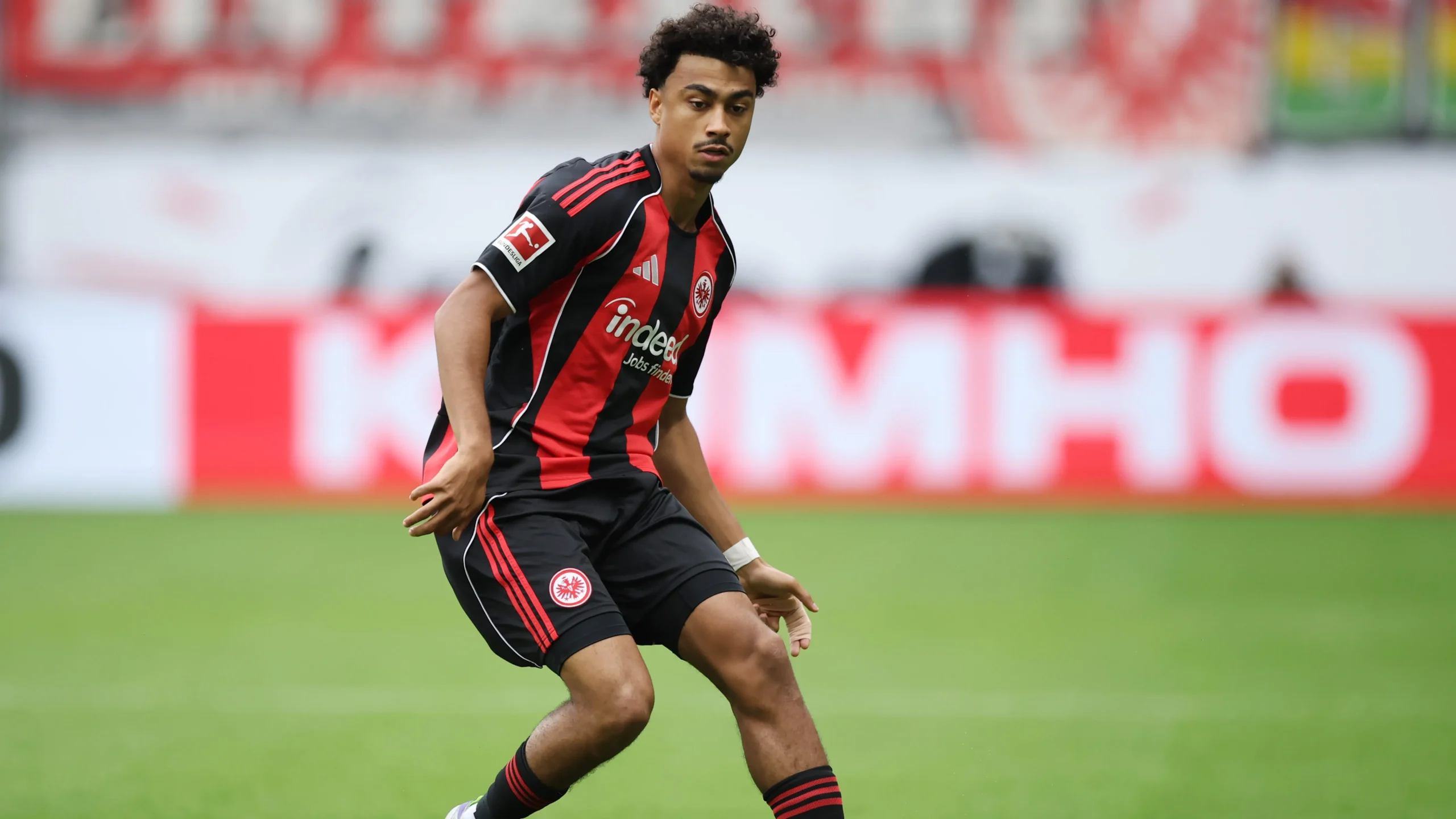 Manchester United Join Real Madrid and Arsenal in £40m Race for Bundesliga Star Nathaniel Brown