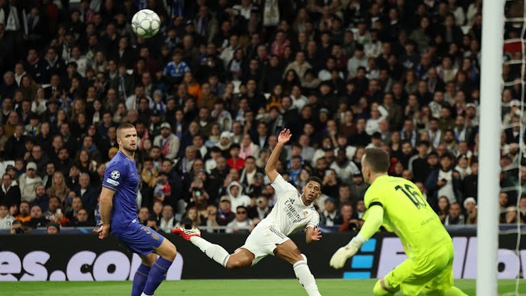 Bellingham scores a stunning goal for Real Madrid and shocks the internet with his celebration