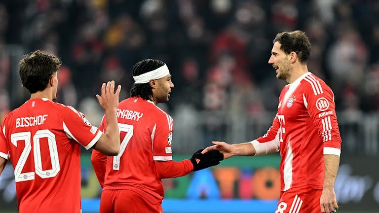 Champions League Standings: Arsenal and Bayern Clinch Round of 16 Spots as 13 Teams Secure Playoff Berths