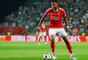 Al-Hilal Submit €50m Bid for Benfica Star Vangelis Pavlidis—But Greek Striker Hesitant to Leave Mourinho