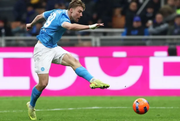 Manchester United Face 'Transfer Regret' as Hojlund Shines Under Conte in Italy