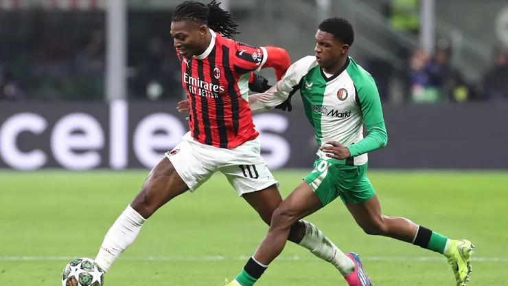 Liverpool Rival Bayern Munich for Feyenoord Sensation Givairo Read