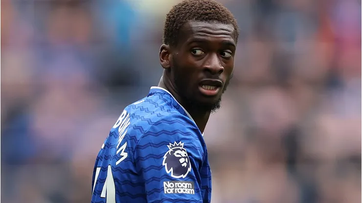 Everton rebuff Lazio’s £20.5m bid for Tim Iroegbunam but remain open to sale as Moyes eyes reinforcements