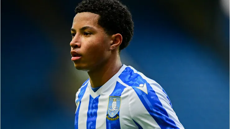 Manchester United tries to hijack Chelsea's transfer deal