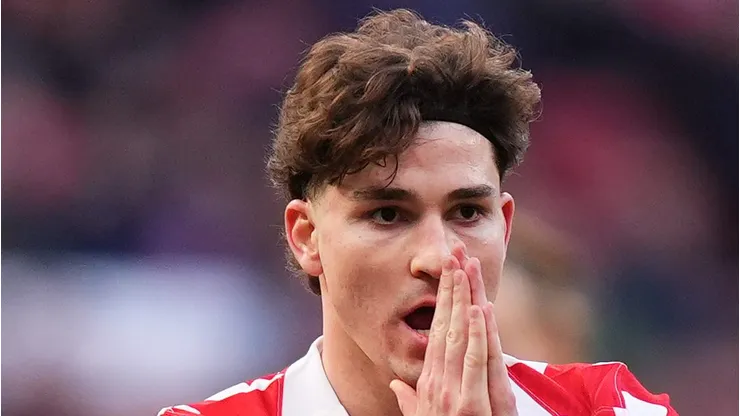 Barcelona Identify Julián Alvarez as Lewandowski Successor in Potential €80m Deal