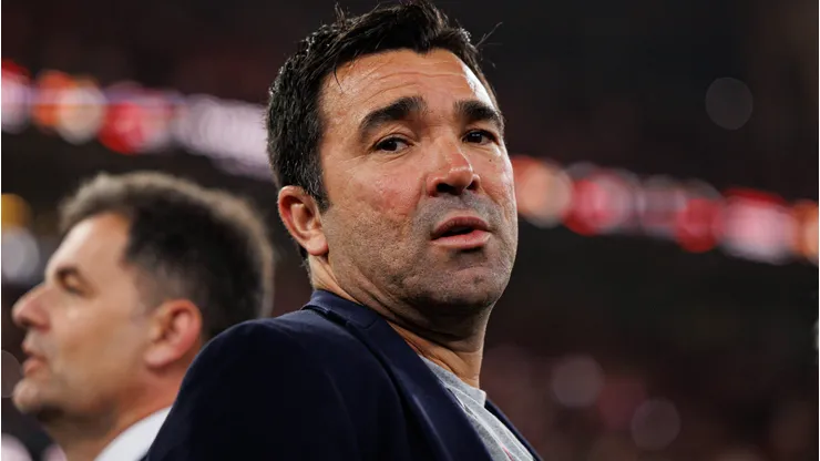 Deco, a Barcelona director, traveled to Brussels, Belgium, to inform them about their interest in a striker from Club Brugge