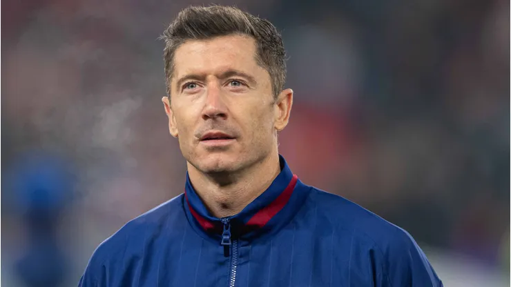 Lewandowski may be living his last season at Barcelona, ​​according to the striker's own wife. 