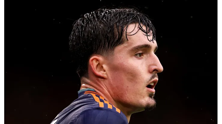 Arsenal joins Manchester City in the race for Tino Livramento