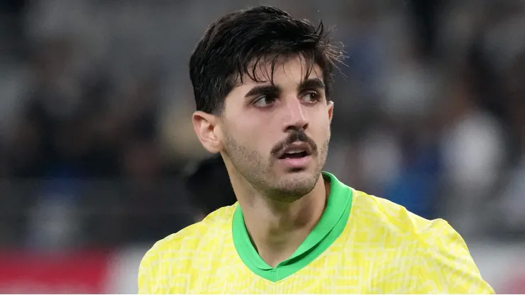 Lucas Beraldo close to leaving PSG as Fenerbahçe push for deal