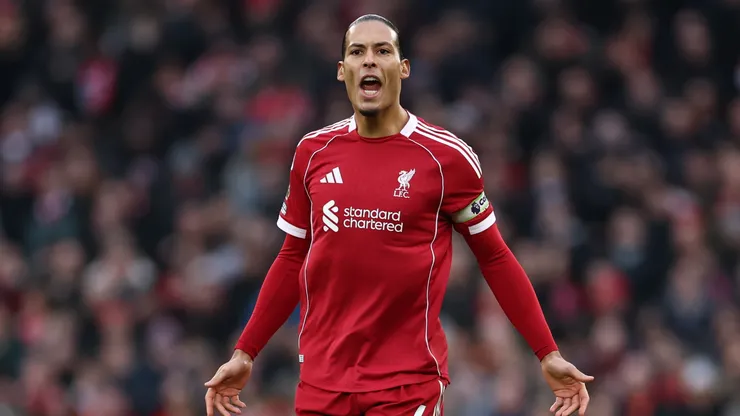 Van Dijk Slams 'Disrespectful' Question Over Arne Slot Sacking and Xabi Alonso Rumors