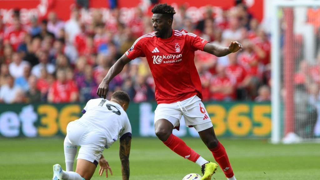 Why Ibrahim Sangaré is the "Secret Key" to Unlocking Man Utd's £100m Elliot Anderson Deal