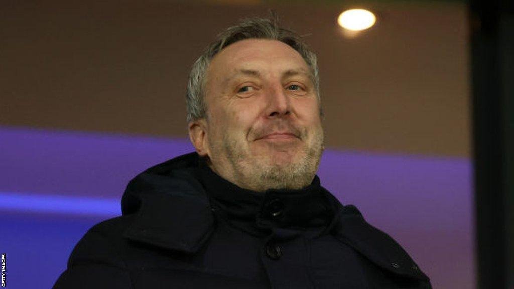 Man Utd Midfield Shortlist Narrowed to Five: Wilcox and Vivell Push for £53m Bundesliga Star