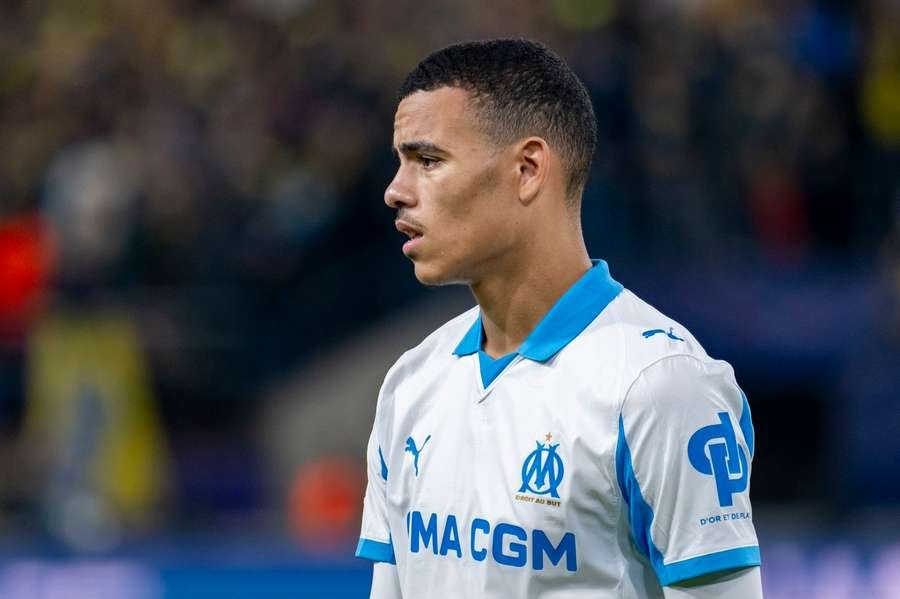 Marseille Chaos: Benatia Quits After Greenwood Feud as Roberto De Zerbi Becomes Top Target for PL Giants