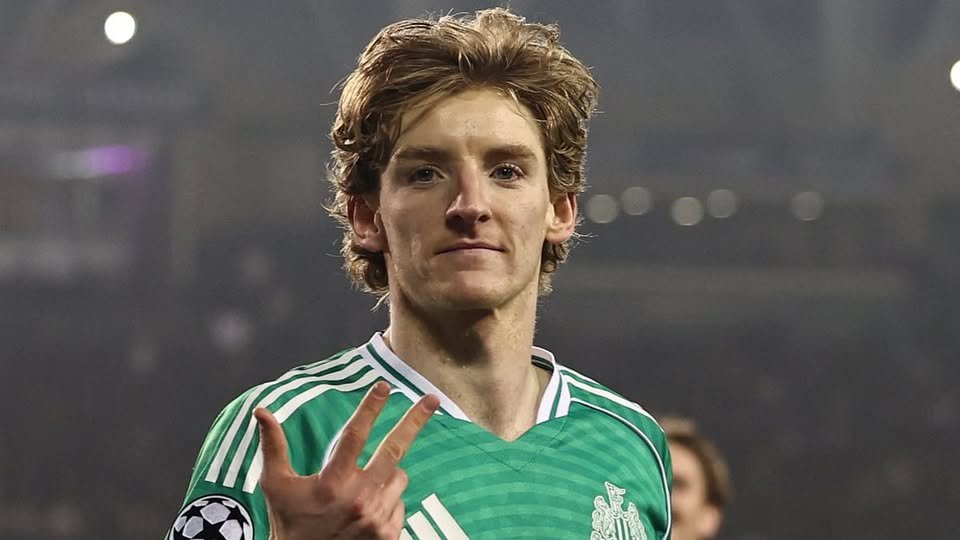 Anthony Gordon to Old Trafford Man Utd Target 'Fastest Man in Football' as Benjamin Sesko Alternative