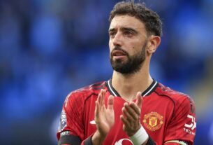 Bruno Fernandes to PSG? Man Utd Consider 'Bombshell' Decision to Sacrifice Captain in £100m Midfield Revamp