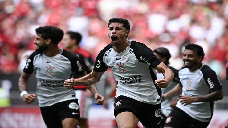 Corinthians Outclass Flamengo to Claim Supercopa Title Amid VAR Drama
