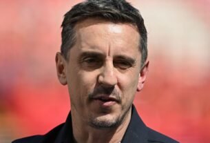 "The Main Man": Gary Neville and Roy Keane Send Michael Carrick Urgent Sesko Plea