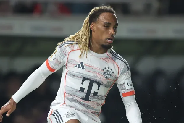 Sacha Boey Completes Galatasaray Return: Bayern Munich Defender Set for Medical Today