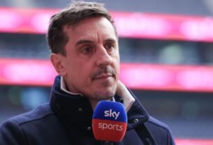 Gary Neville Reveals Private Man Utd "Manager Search" Talks as Michael Carrick Pressure Builds