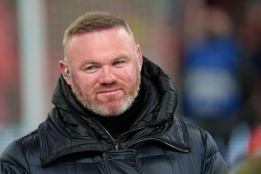 Rooney Warns Man Utd: Hiring Luis Enrique Over Michael Carrick Would Be a 'Repeat Mistake'